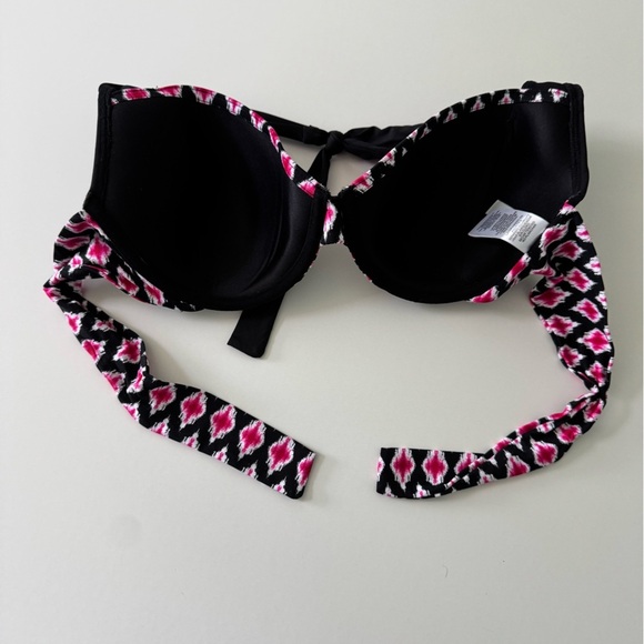 Tommy Bahama Cerise Pattern Bikini Set Bra Top is 34DD bottoms are XXS - Picture 4 of 15